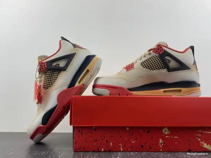 MaikeSneakers YEAR
